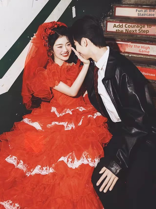 ชุดแต่งงานสไตล์วินเทจสีแดง แฟช - Street Fashion Photographers บทวิจารณ์และราคา
