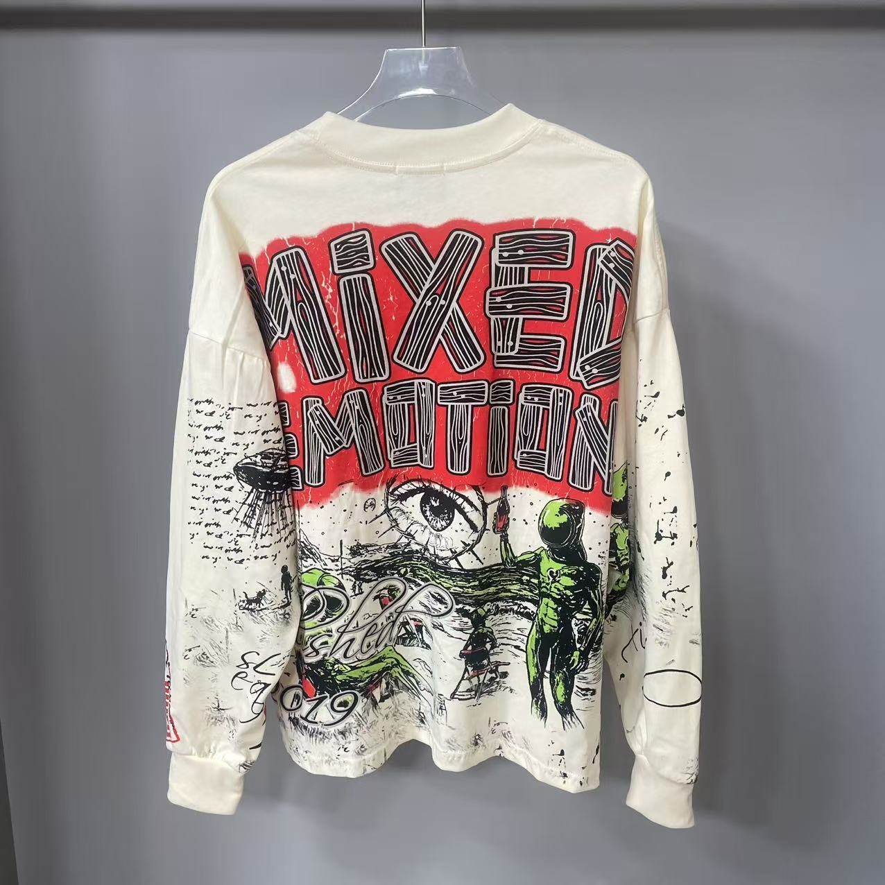 เสื้อยืดแขนยาวดีไซน์เนอร์คุณภา - Street Fashion Style บทวิจารณ์และราคา